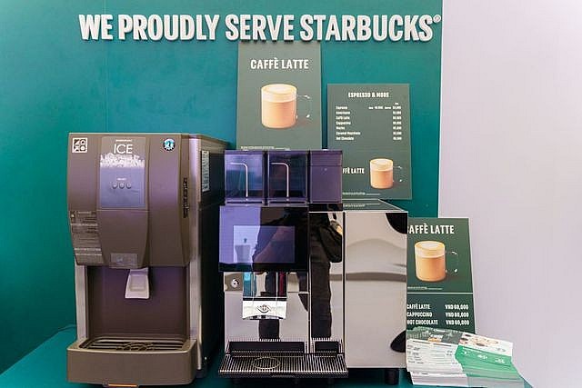 Nestlé và Starbucks hợp tác ra mắt cà phê hòa tan cao cấp mới tại Việt Nam Nestlé và Starbucks hợp tác ra mắt cà phê hòa tan cao cấp mới tại Việt Nam