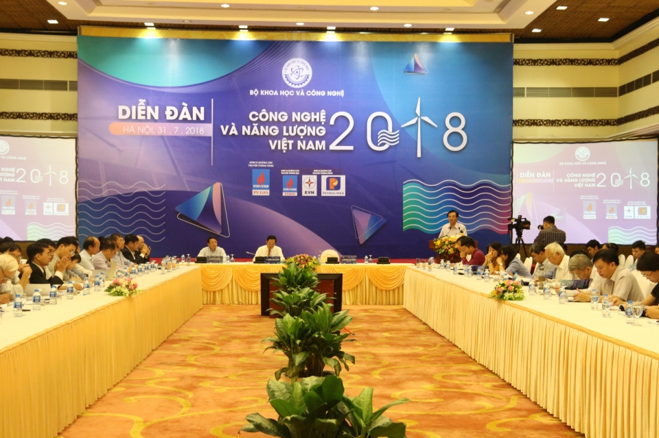 tap trung vao nang luong tai tao viet nam se khong lo thieu dien