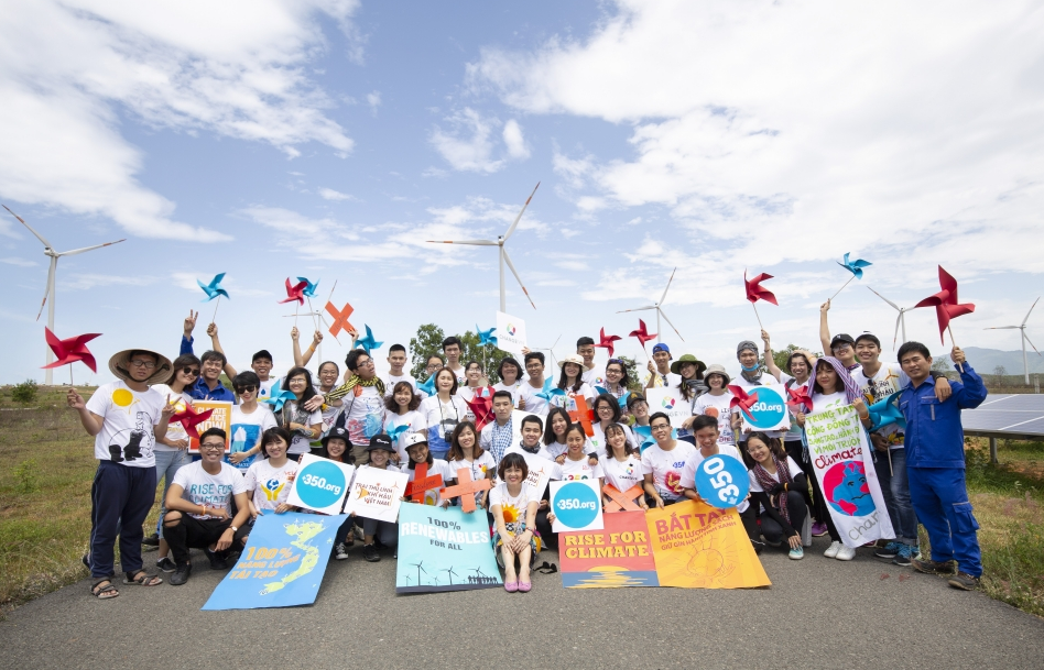 Trang bị kỹ năng ứng phó với biến đổi khí hậu cho các bạn trẻ