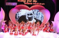 bao ve tre trong the gioi ao giai phap tu gia dinh