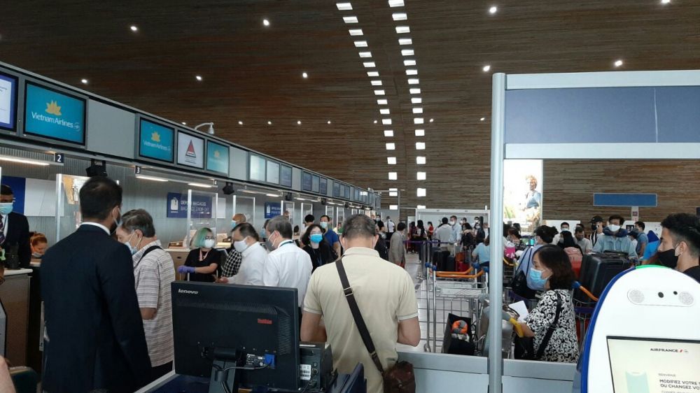 Đưa gần 280 công dân Việt Nam từ hơn 30 quốc gia ở châu Âu, châu Phi và Nam Mỹ về nước