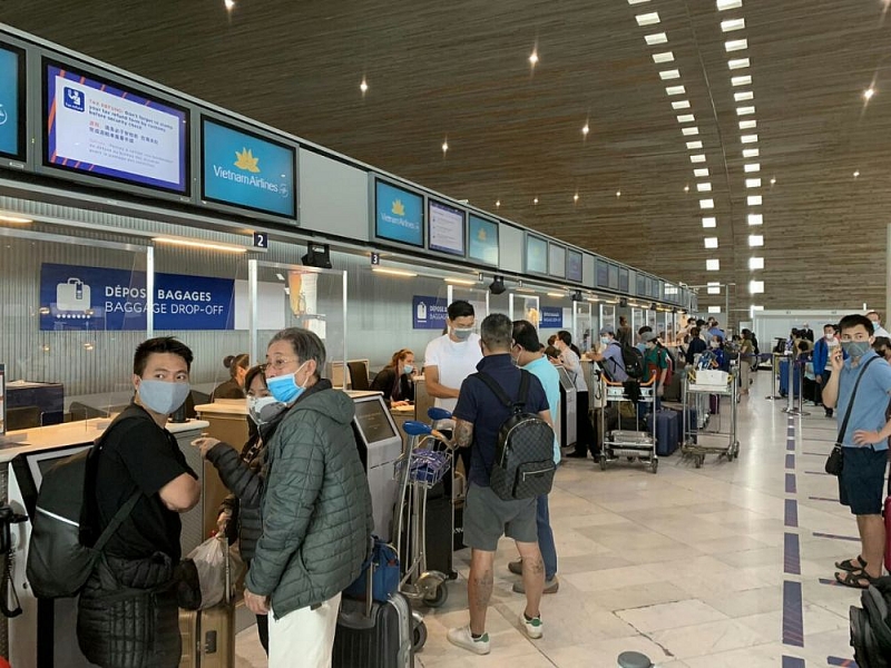 Dịch Covid-19: Đưa gần 280 công dân Việt Nam từ châu Âu và châu Phi về nước dich covid 19 dua gan 280 cong dan viet nam tu chau au va chau phi ve nuoc