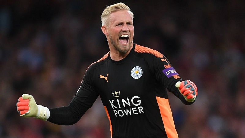 chuyen nhuong cau thu hom nay 28 man utd nham kasper schmeichel thay de gea