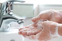 Covid-19 trở lại, còn cách nào để giữ an toàn cho bản thân và gia đình?