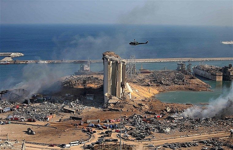 Hơn 60 người vẫn mất tích sau vụ nổ kinh hoàng ở Beirut hon 60 nguoi van mat tich sau vu no kinh hoang o beirut