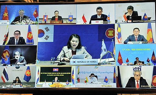 ASEAN - Hàn Quốc tiếp tục thúc đẩy tự do hóa thương mại, dịch vụ và đầu tư asean-han-quoc-tiep-tuc-thuc-day-tu-do-hoa-thuong-mai-dich-vu-va-dau-tu