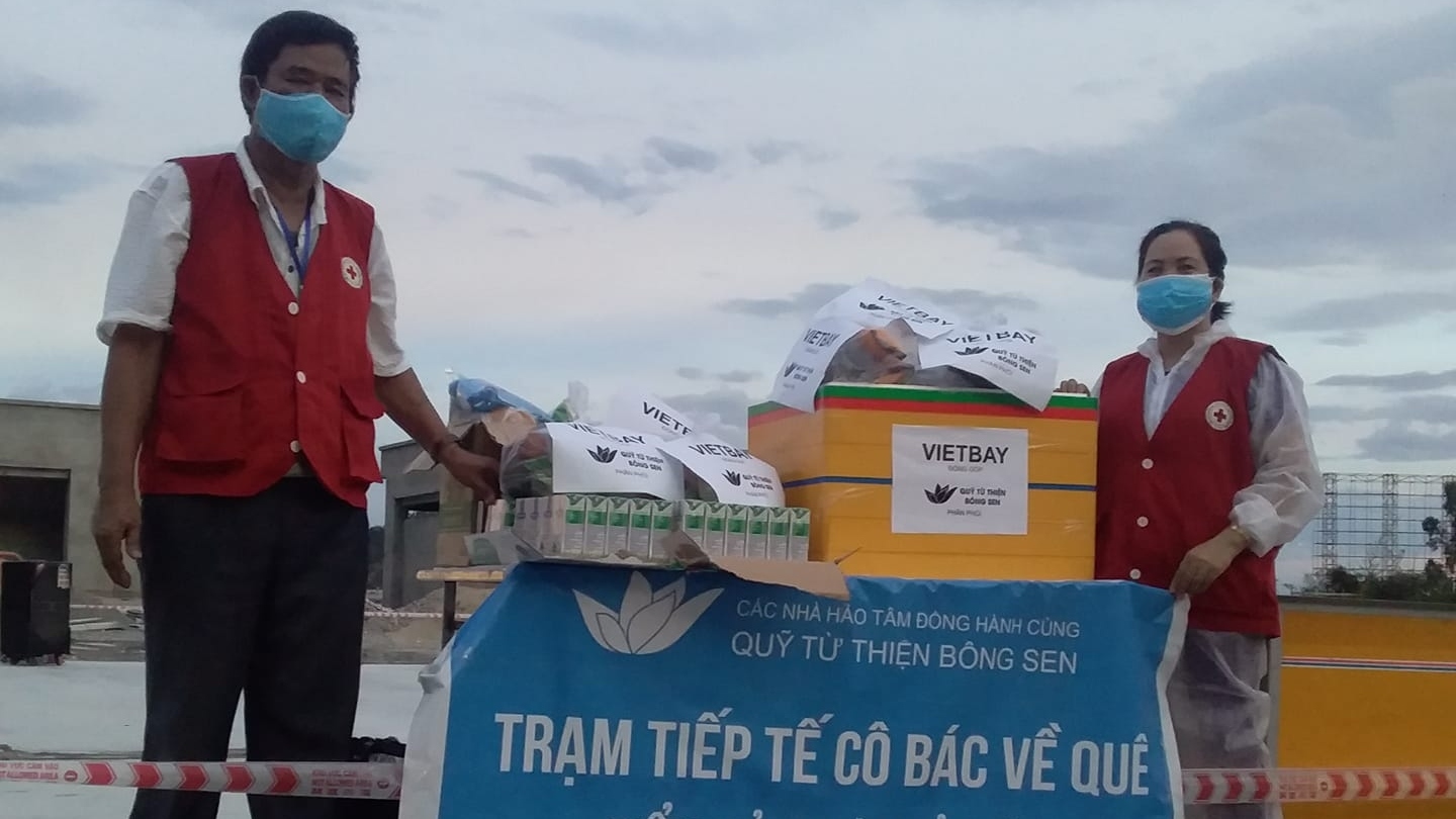 Hỗ trợ 2,5 tỷ đồng cho lực lượng tuyến đầu và người dân chống Covid-19