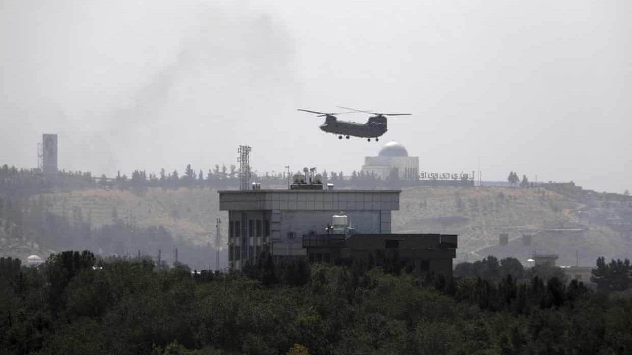 Tình hình Afghanistan: Taliban và lực lượng chính phủ giao tranh ác liệt ở phía Nam, Bắc thủ đô; các nước khẩn trương sơ tán