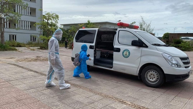 Covid-19 ở Việt Nam tối 15/8: 9.580 ca nhiễm mới, 5.519 bệnh nhân khỏi, Bình Dương thí điểm theo dõi F0 tại nhà