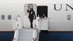 Phó Tổng thống Mỹ đã đến Singapore, bắt đầu chuyến công du châu Á chính thức đầu tiên