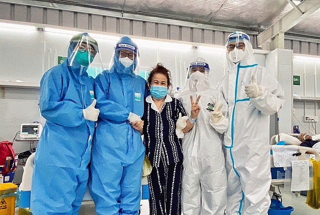 Tối 30/8, thêm 14.224 ca Covid-19 mới; Bình Dương cao kỷ lục 6.050 ca; Hà Nội 110 ca, tạm thời phong tỏa Bệnh viện Đa khoa Nông nghiệp