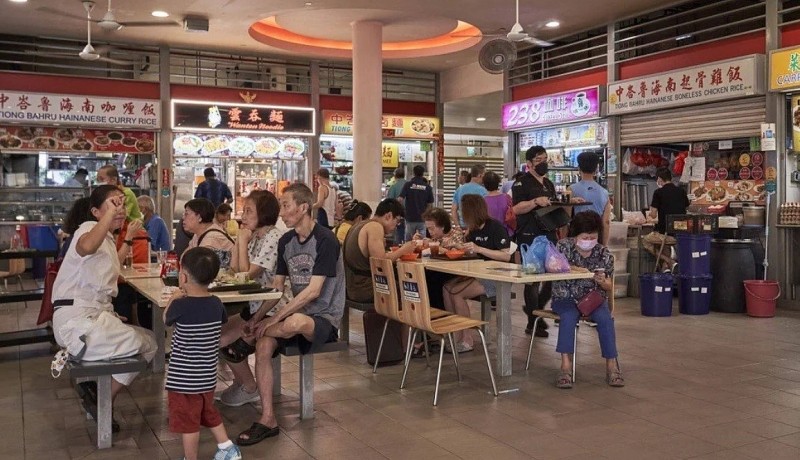 Người dân Singapore 'quay cuồng' trong cơn bão giá Lạm phát tăng cao, người dân Singapore quay cuồng trong cơn bão giá