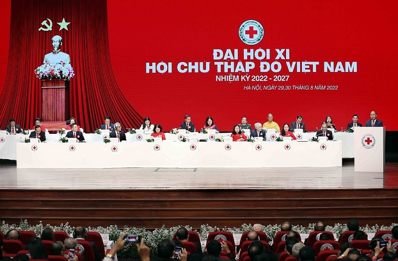 Chủ tịch nước Nguyễn Xuân Phúc dự Đại hội đại biểu toàn quốc Hội Chữ thập đỏ Việt Nam lần thứ XI