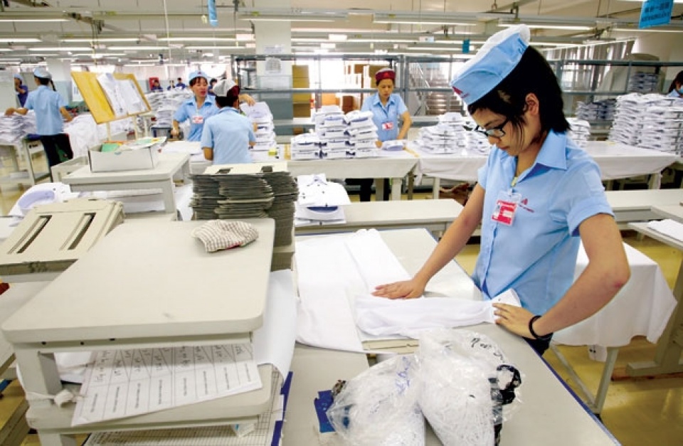 bo cong thuong ra quyet dinh lich su