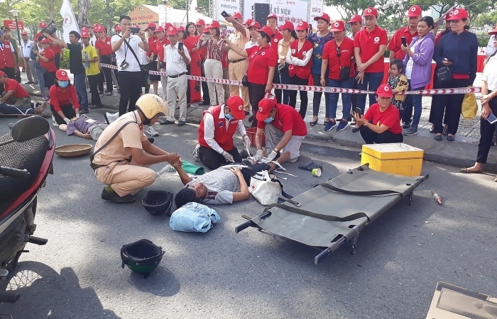 500 tình nguyện viên tham dự kỷ niệm Ngày Sơ cấp cứu thế giới