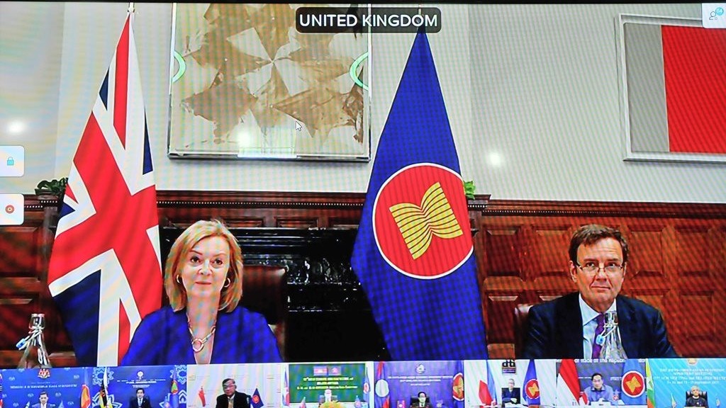 Tham vấn cấp Bộ trưởng Kinh tế giữa ASEAN và các nước đối tác