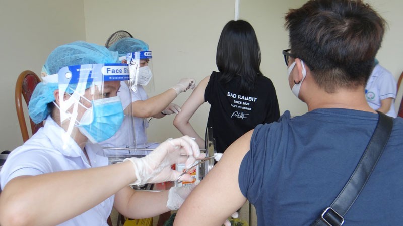 Ngày 17/9, thêm 11.521 ca mắc mới, TP. Hồ Chí Minh và Bình Dương gần 10.000 ca; Việt Nam đã có 667.650 ca Covid-19