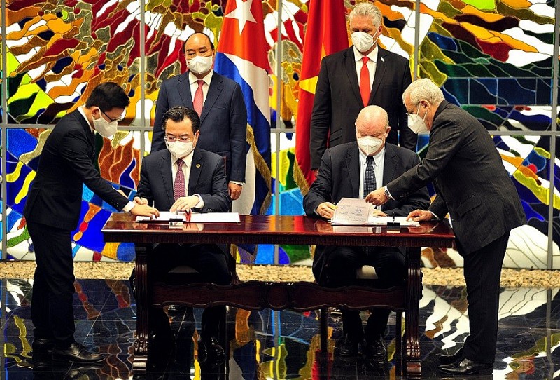 Việt Nam-Cuba thúc đẩy hợp tác trên 18 lĩnh vực Việt Nam-Cuba thúc đẩy hợp tác trên 18 lĩnh vực