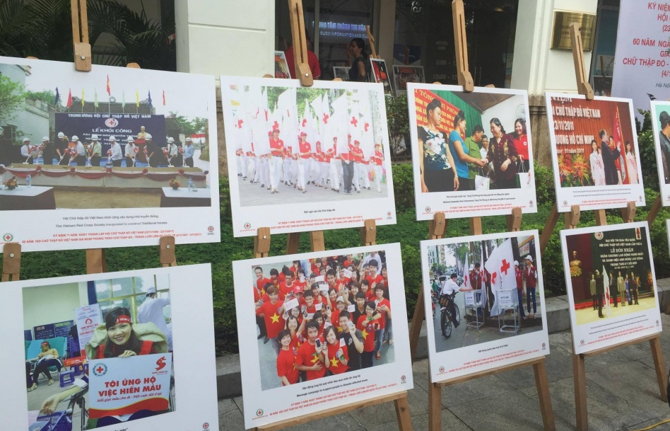 Khai mạc Triển lãm ảnh “Chữ thập đỏ - Vì mọi người, ở mọi nơi”