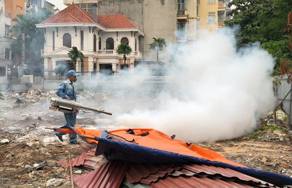 Tiềm ẩn nguy cơ bùng phát bệnh tay chân miệng, sởi và sốt xuất huyết