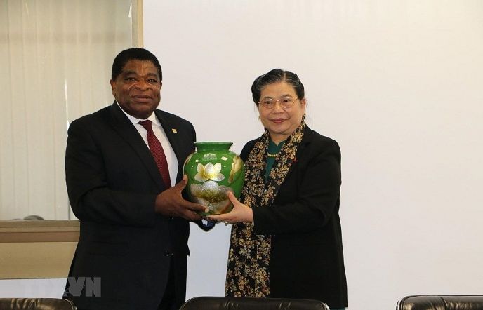 Phó Chủ tịch Quốc hội tiếp xúc song phương bên lề Đại Hội đồng IPU-141