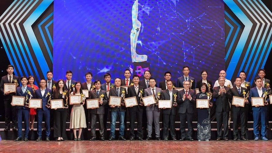 Vinh danh 58 đơn vị chuyển đổi số xuất sắc năm 2020