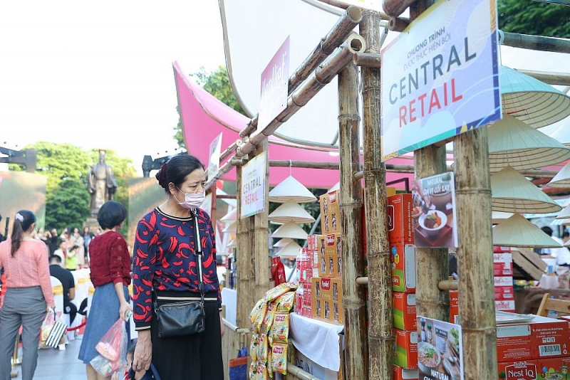 Khai mạc 'Tuần hàng Made in Vietnam - Tinh hoa Việt Nam' Khai mạc 'Tuần hàng Made in Vietnam - Tinh hoa Việt Nam'