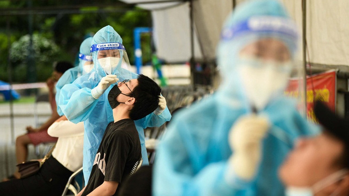 Covid-19 tối 22/10: Thêm 3.985 ca mắc mới, 5.202 người khỏi bệnh, số ca tử vong giảm mạnh