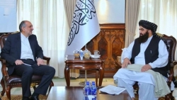 Bất chấp khó khăn kinh tế, Iran vẫn muốn 'dốc tiền' vào Afghanistan