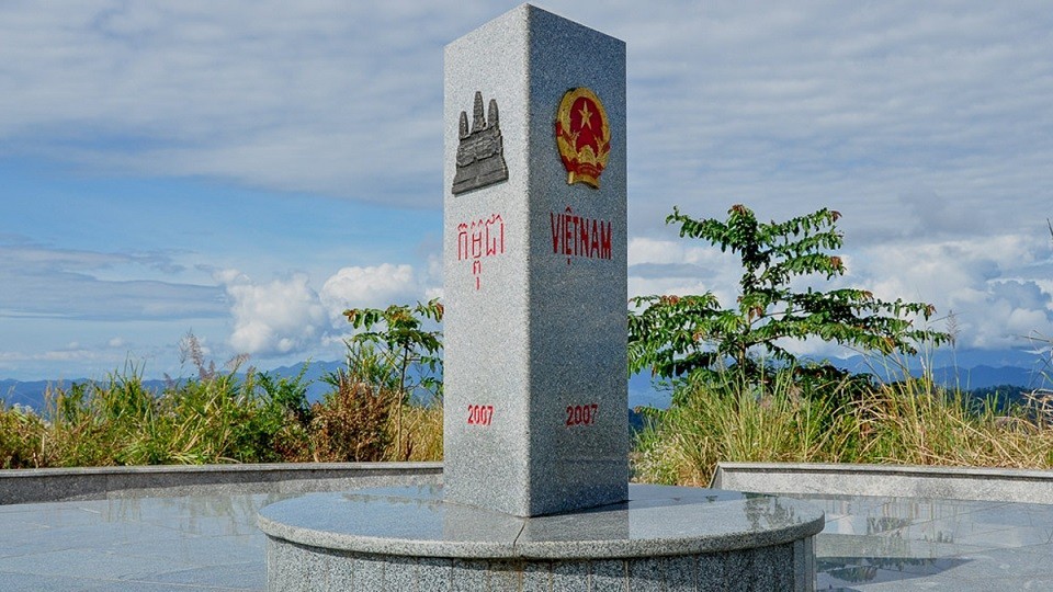 Công tác phân giới cắm mốc: Giữ vững từng tấc đất thiêng liêng của Tổ quốc