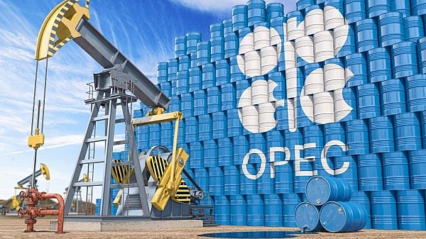 OPEC+ tuyên bố cắt giảm sản lượng, giá dầu tăng chóng mặt, thị trường 'chao đảo' OPEC+ tuyên bố cắt giảm sản lượng, giá dầu tăng chóng mặt, thị trường 'chao đảo'