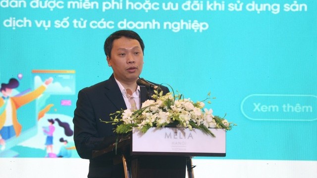 Tăng tốc chuyển đổi số vì lợi ích người dân, doanh nghiệp