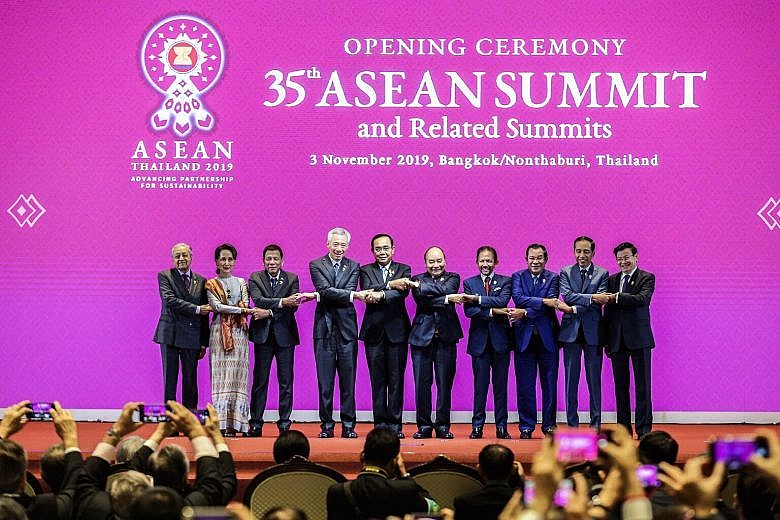 asean 2020 du khong co bat tay nhung day lac quan cho viec ky thoa thuan thuong mai khu vuc