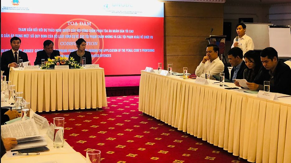 Mỗi năm, khoảng 2.600 tỷ USD bị đánh cắp thông qua hành vi tham nhũng