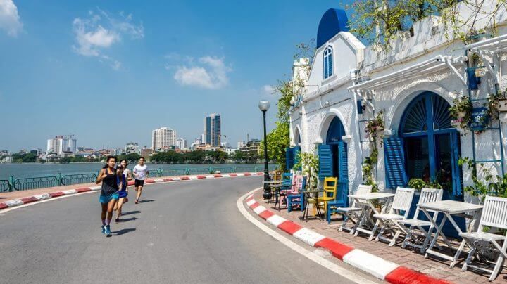 Hà Nội trong mắt người đi bộ