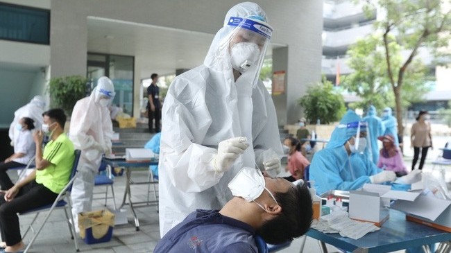 Covid-19 tối 30/11: 13.972 ca nhiễm mới, 14.624 người khỏi bệnh; Chủ động xây dựng kịch bản biến chủng mới Omicron xuất hiện