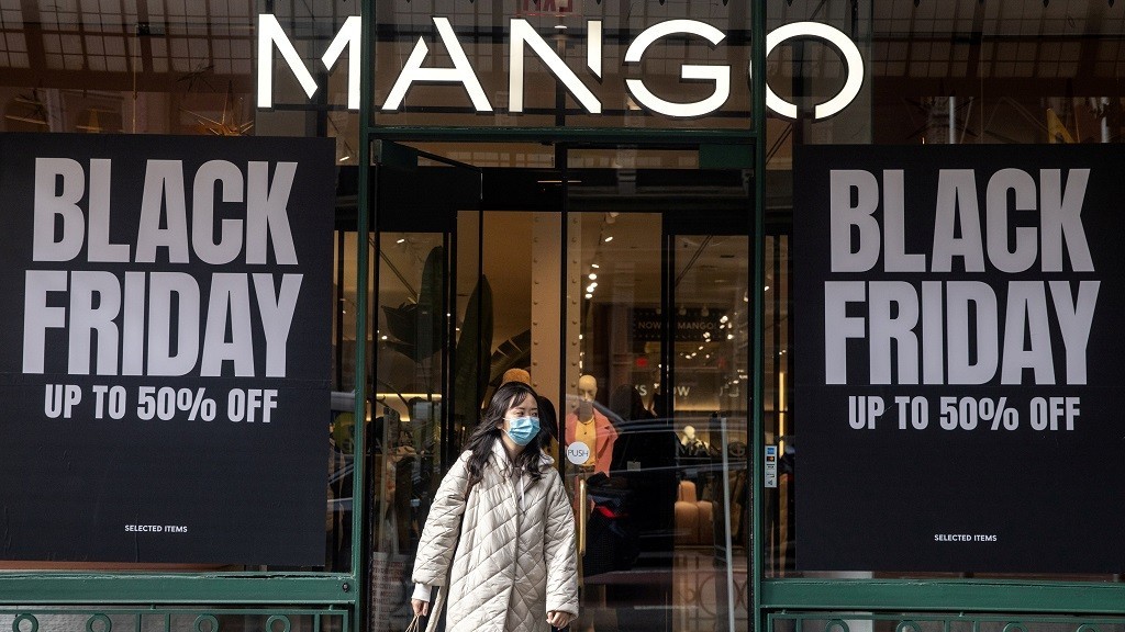 Mặc khuyến mại, giảm giá hấp dẫn, dân Mỹ vẫn thờ ơ với ngày Black Friday