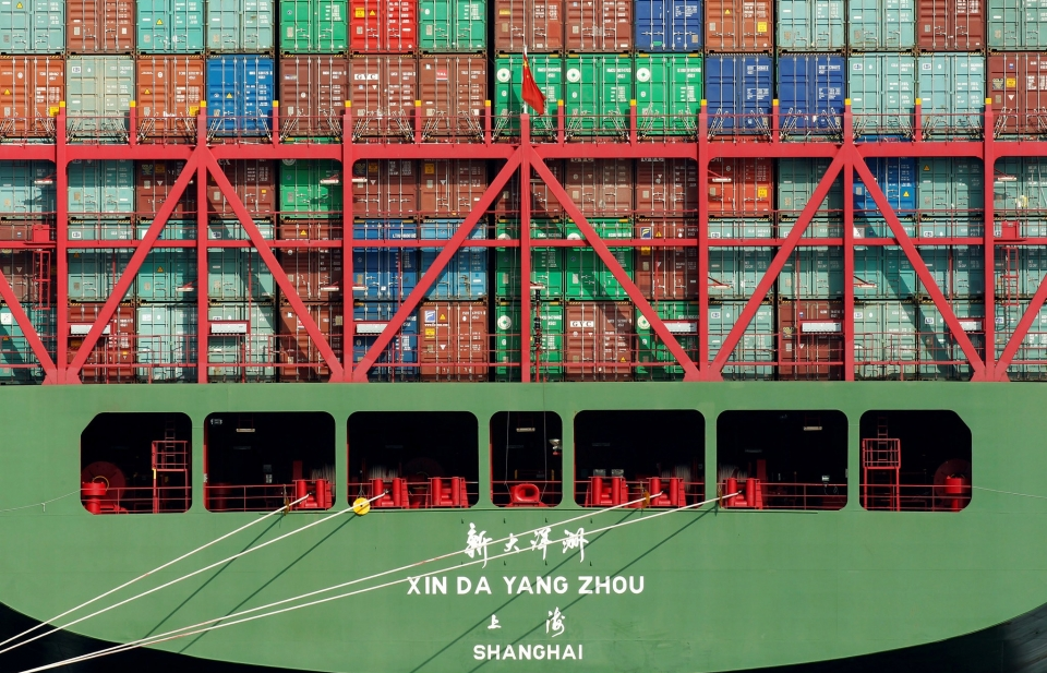 Bất chấp căng thẳng, thặng dư thương mại của Trung Quốc với Mỹ vẫn tăng