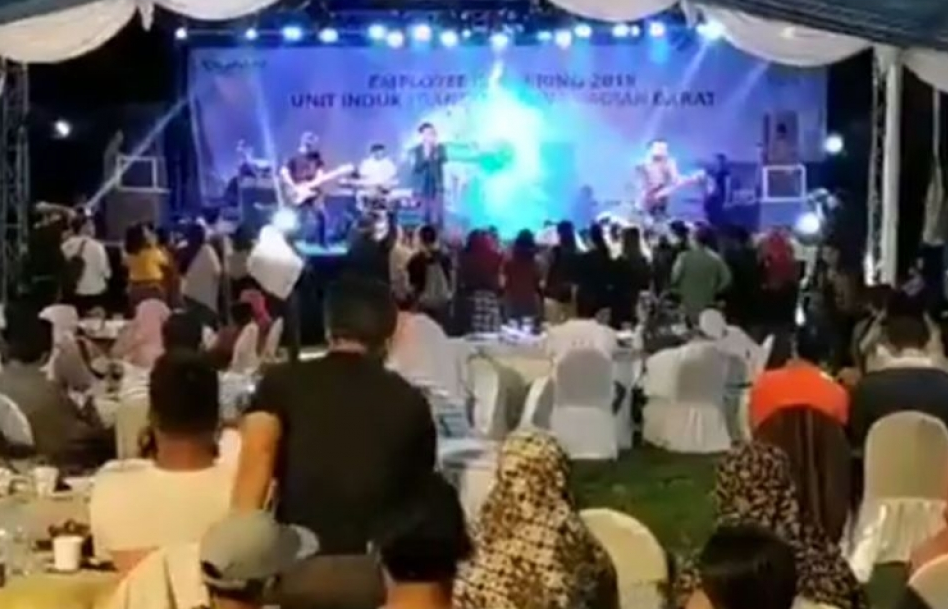 Đêm diễn định mệnh của ban nhạc bị sóng thần “nuốt chửng”