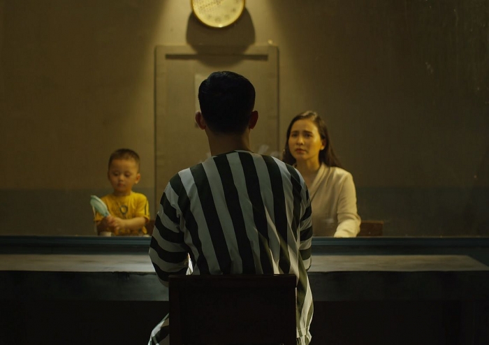 phim dung dai dot thuc tinh xa hoi ve nan buon dong vat hoang da