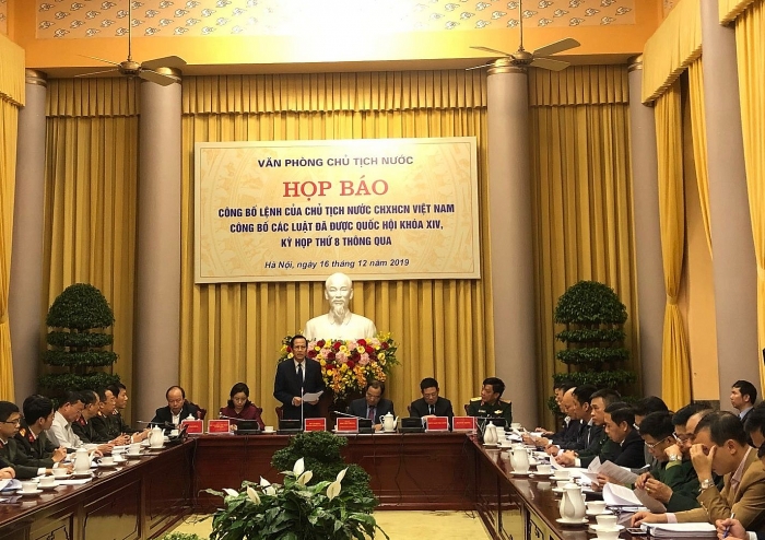 Công bố Lệnh của Chủ tịch nước đối với 11 Luật mới cong bo lenh cua chu tich nuoc doi voi 11 luat moi