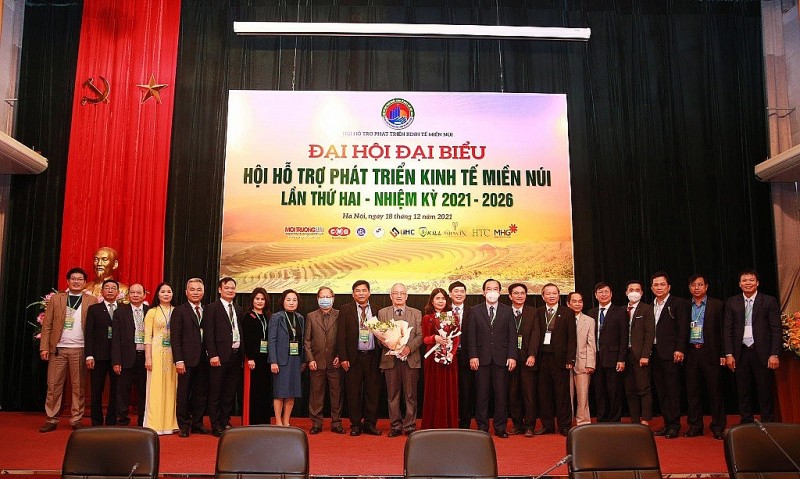 Tăng cường thúc đẩy phát triển kinh tế miền núi Tăng cường thúc đẩy phát triển kinh tế miền núi