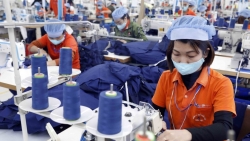 Thích ứng linh hoạt với ‘bình thường mới’, ngành dệt may phục hồi mạnh mẽ