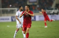 virus corona hoan vo thoi han va thay doi lich thi dau hang loat tran bong da tai viet nam