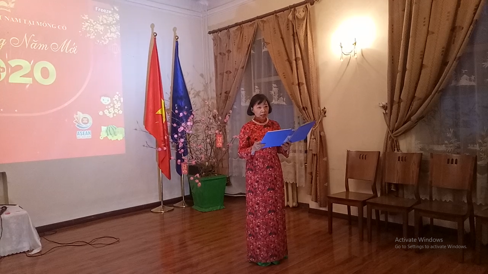 dai su quan viet nam tai mong co to chuc tet cong dong don xuan canh ty