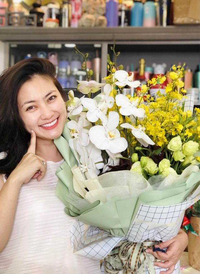 Sao Việt làm gì trong ngày đầu năm 2021?