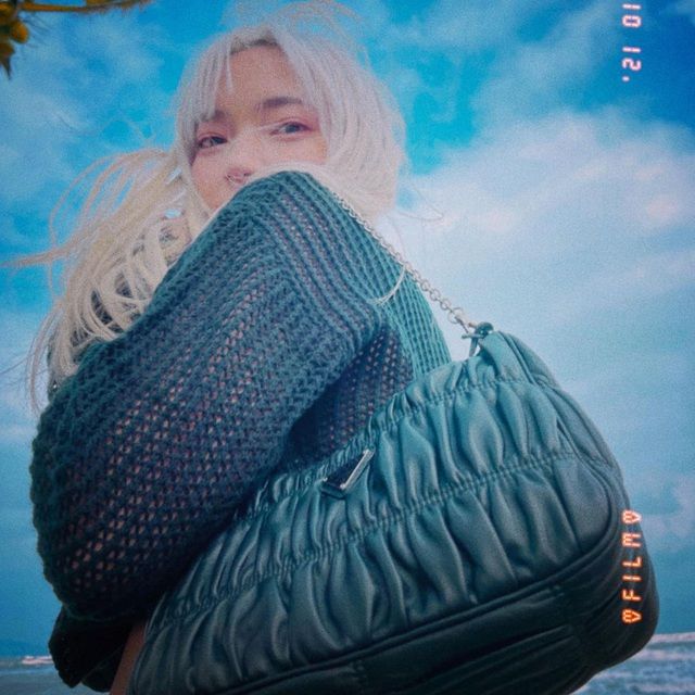 Sao Việt làm gì trong ngày đầu năm 2021?