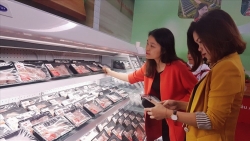 Giá heo hơi hôm nay 6/1: Miền Bắc xác lập 'đỉnh' mới, miền Nam quay đầu giảm nhẹ