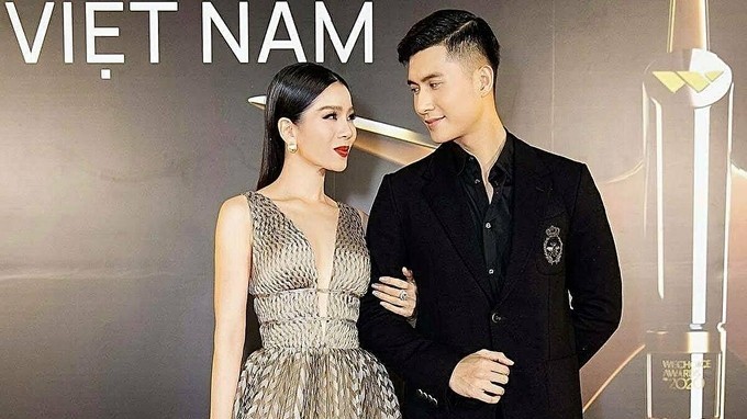 Lệ Quyên lần đầu công khai tình trẻ kém 11 tuổi