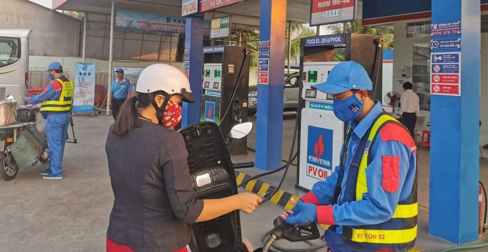 Giá xăng dầu được dự báo tiếp tục tăng vào ngày mai. Giá xăng dầu được dự báo tiếp tục tăng vào ngày mai.